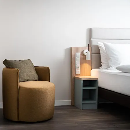 Elaya Oberhausen, Trademark By Wyndham