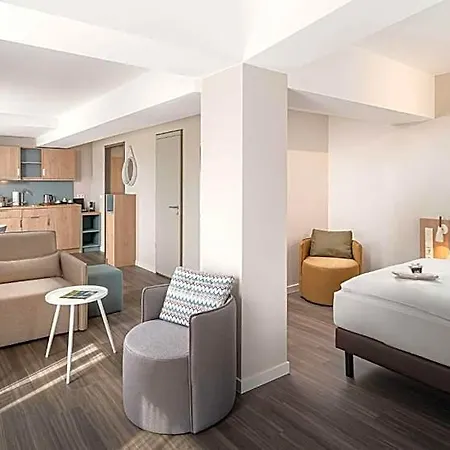 호텔 Elaya Oberhausen, Trademark By Wyndham 4*