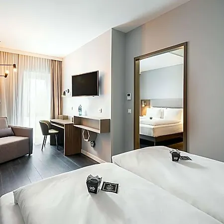 Elaya Oberhausen, Trademark By Wyndham Hotel 4*
