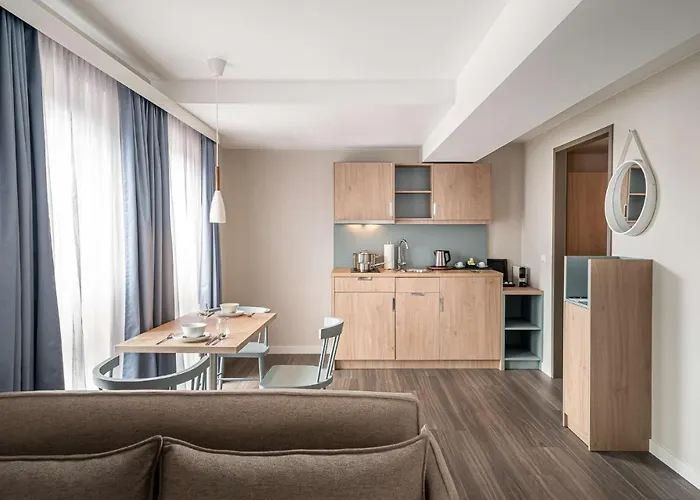 Elaya Oberhausen, Trademark By Wyndham Hotel 4*