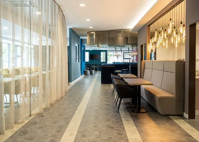 Hotel Elaya Oberhausen, Trademark By Wyndham 4*