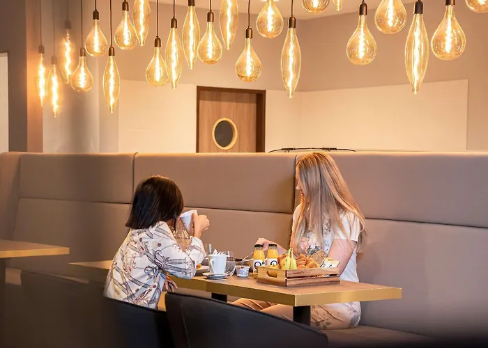 Hotel Elaya Oberhausen, Trademark By Wyndham 4*