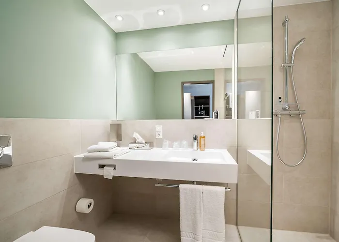 Elaya Oberhausen, Trademark By Wyndham Hotel 4*