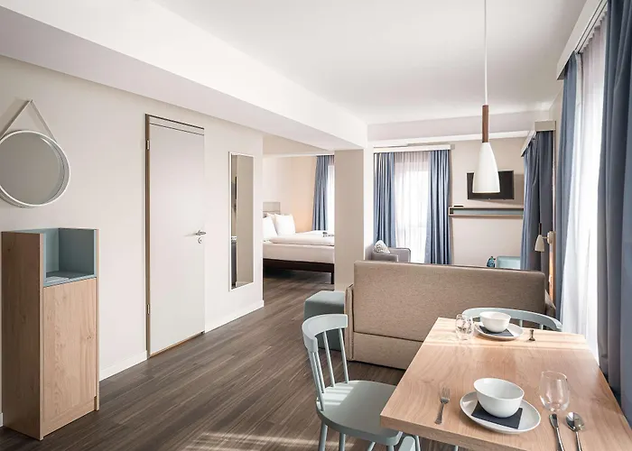 Elaya Oberhausen, Trademark By Wyndham Hotel