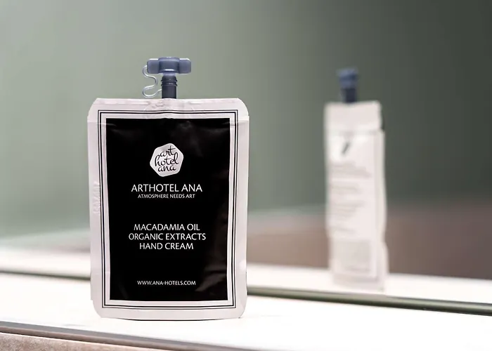 Elaya Oberhausen, Trademark By Wyndham ホテル 4*