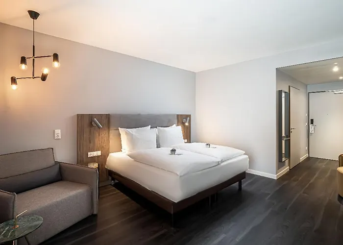 Elaya Oberhausen, Trademark By Wyndham Hotel 4*